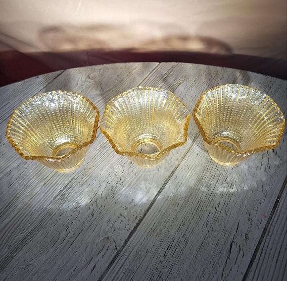 Vintage Amber/Golden Fluted Lampshade Votive Carnival/Iridescent Glass Hobnail 3 - Picture 6 of 8